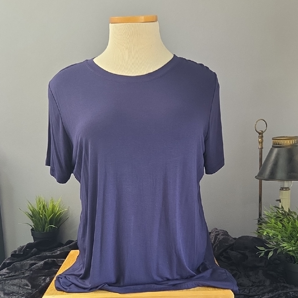New Directions Navy Blue Curvy Top